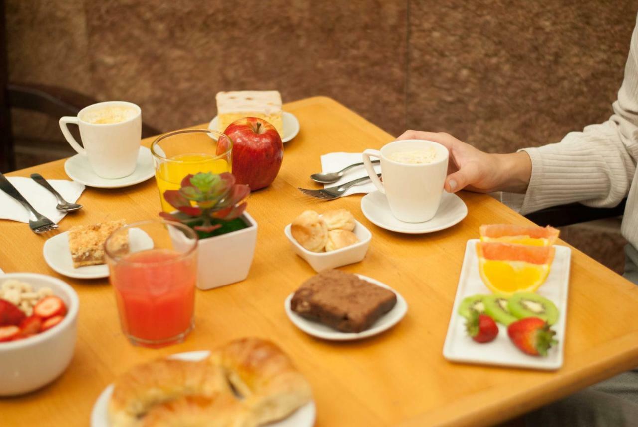 Ramada By Wyndham Buenos Aires Centro Bed and Breakfast Εξωτερικό φωτογραφία